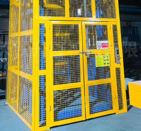 布尔津货梯可以安装在室外吗